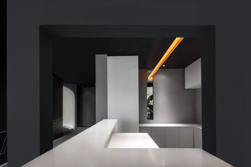 一条橙光，穿越空间 崔树的设计之光